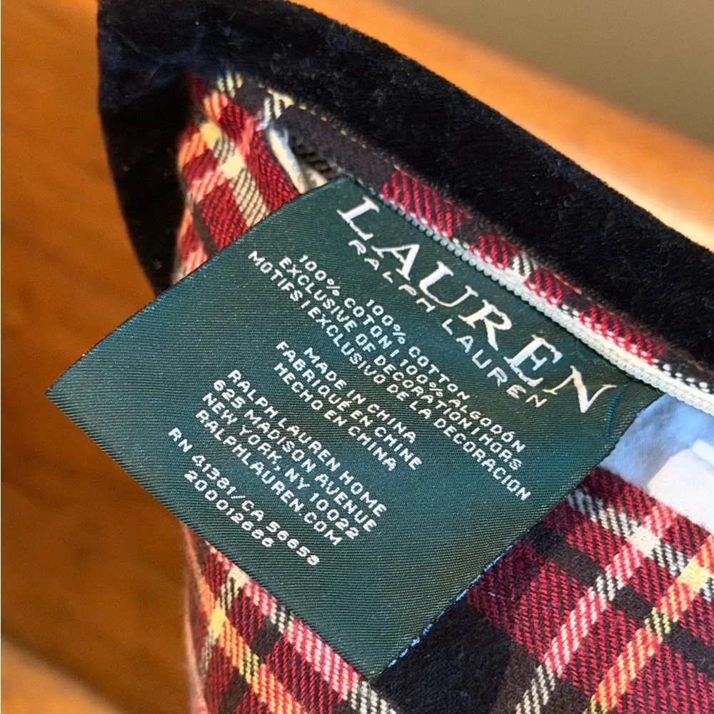 Ralph Lauren Festive Cozy Tartan Plaid Velvet Trim Pillow Red White Blue Black